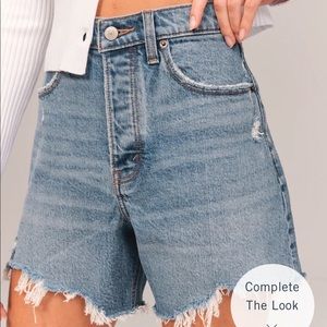 NWT Abercrombie High Rise Dad Shorts